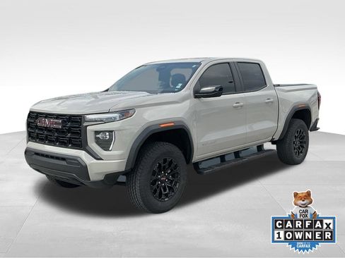 Used 2026 GMC Canyon Elevation RWD image 1