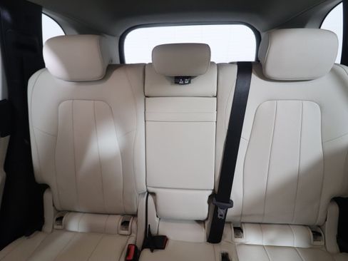 Used 2021 Mercedes-Benz GLB 250 image 14