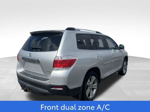 Used 2013 Toyota Highlander Limited image 4
