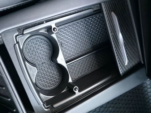 Used 2018 Tesla Model X P100D image 32