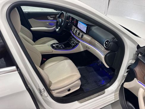 Used 2017 Mercedes-Benz E 400 4MATIC Wagon image 52