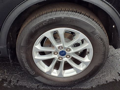 Used 2022 Ford Escape SE image 24