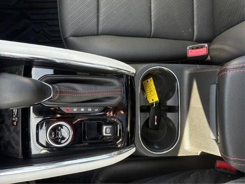 Certified 2023 GMC Canyon AT4X image 25