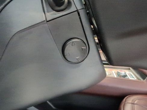 Certified 2024 Ford Expedition Limited image 15