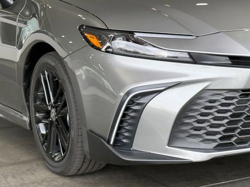 Certified 2026 Toyota Camry SE image 9
