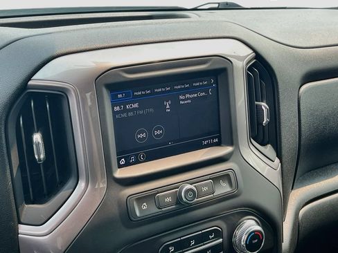 Used 2022 GMC Sierra 2500 Pro w/ Convenience Package AWD/4WD image 15