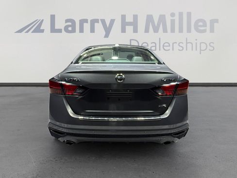 Used 2021 Nissan Altima 2.5 Platinum image 4