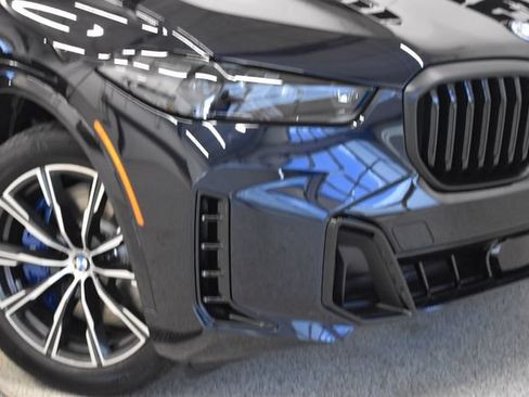 New 2026 BMW X5 xDrive50e w/ M Sport Package AWD/4WD image 31