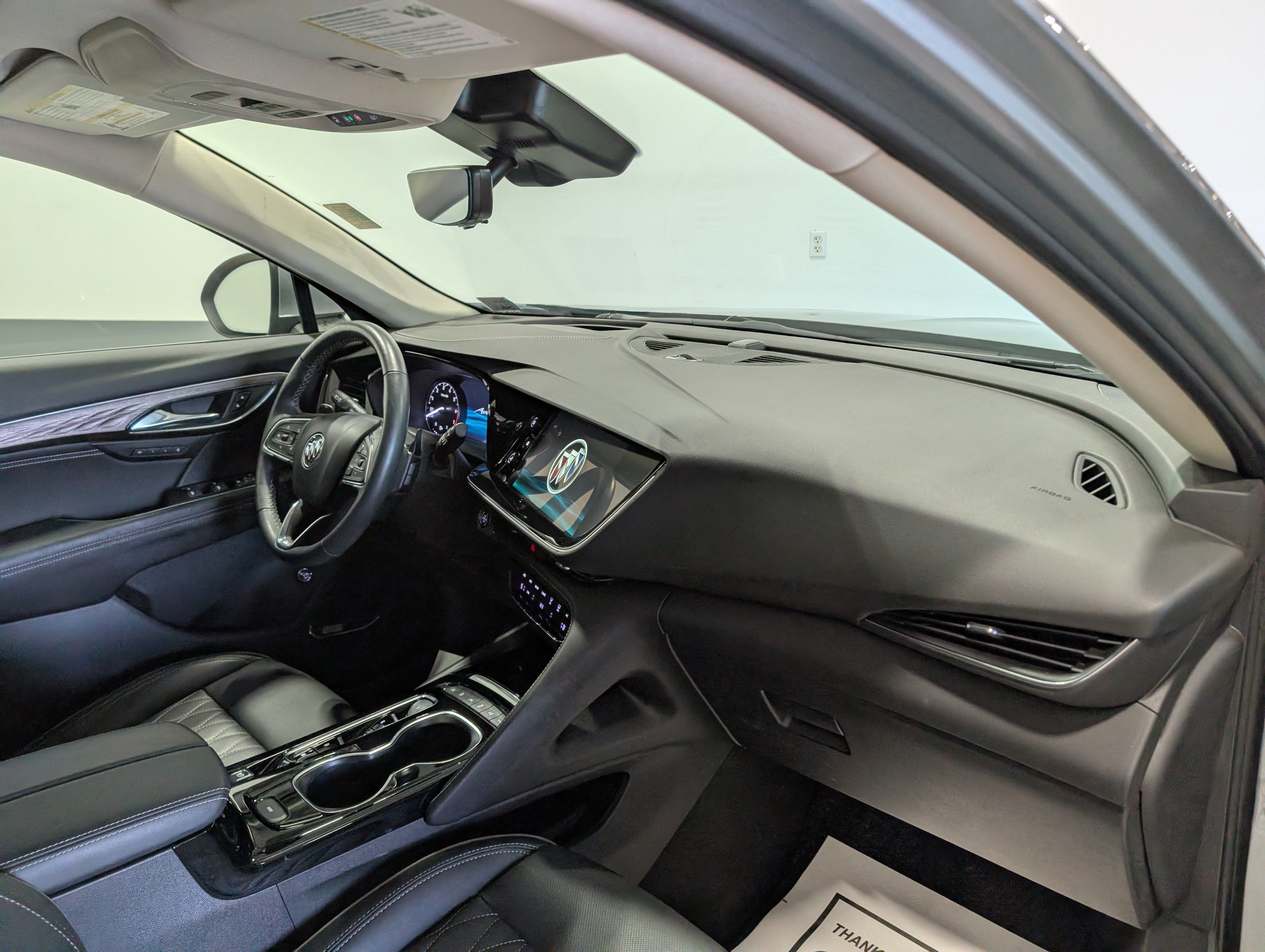 Used 2023 Buick Envision Avenir AWD/4WD image 17