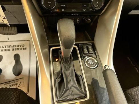 Used 2023 Mitsubishi Eclipse Cross LE image 17