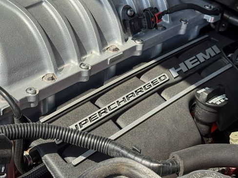 Used 2023 Dodge Challenger SRT Hellcat RWD image 8