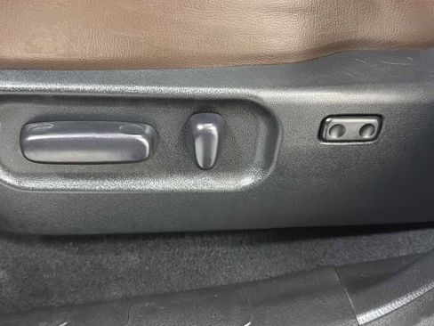 Certified 2022 Toyota Tacoma Limited AWD/4WD image 14