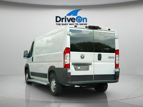 Used 2023 RAM ProMaster 2500 FWD image 7