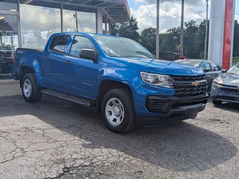 Used 2022 Chevrolet Colorado W/T w/ WT Convenience Package AWD/4WD image 13
