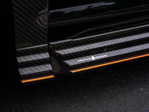 Used 2022 Lamborghini Urus AWD/4WD image 38