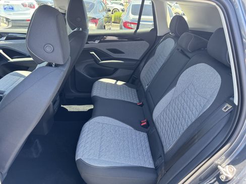 Used 2026 Volkswagen Tiguan S FWD image 31