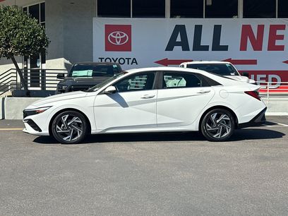 Used 2024 Hyundai Elantra Limited