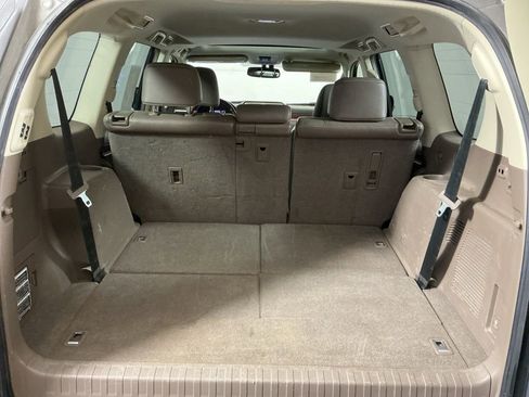 Used 2013 Lexus GX 460 image 29