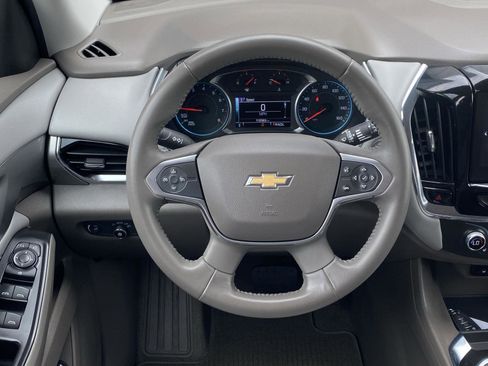 Used 2018 Chevrolet Traverse LT FWD image 12