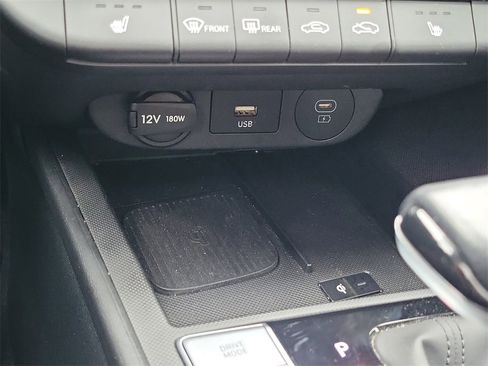 Used 2024 Hyundai Elantra SEL w/ Convenience Package image 22