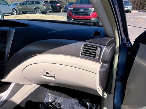 Used 2009 Subaru Impreza 2.5i AWD/4WD image 17