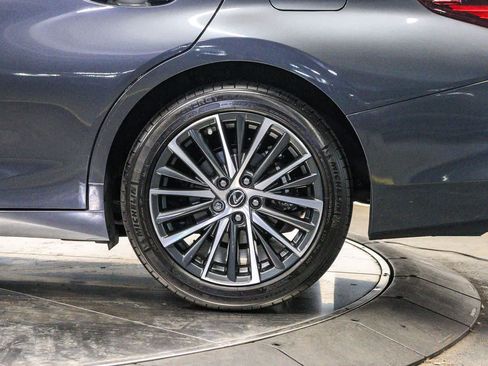 Used 2025 Lexus ES 350 w/ Premium Package FWD image 10