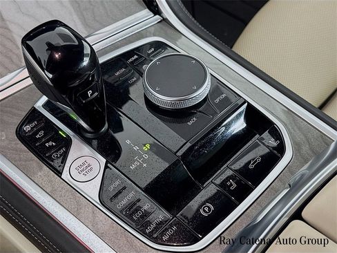 Used 2023 BMW 840i xDrive Convertible w/ Comfort Seating Package image 17