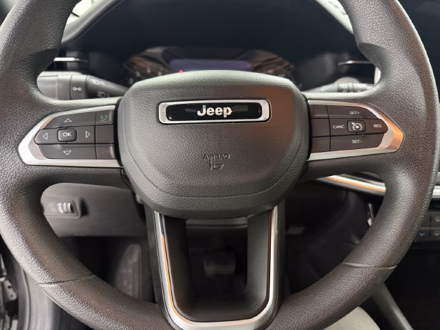 Used 2023 Jeep Compass Sport AWD/4WD image 9