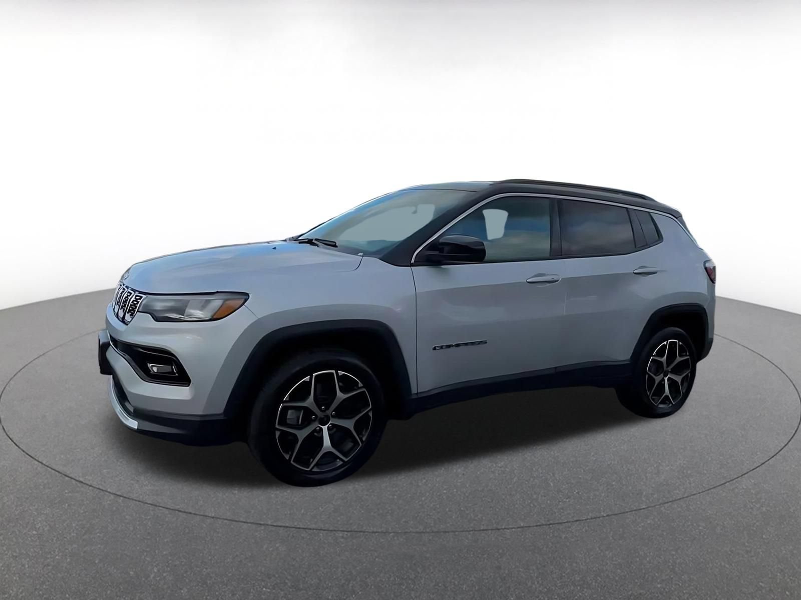 Used 2025 Jeep Compass Limited AWD/4WD image 7