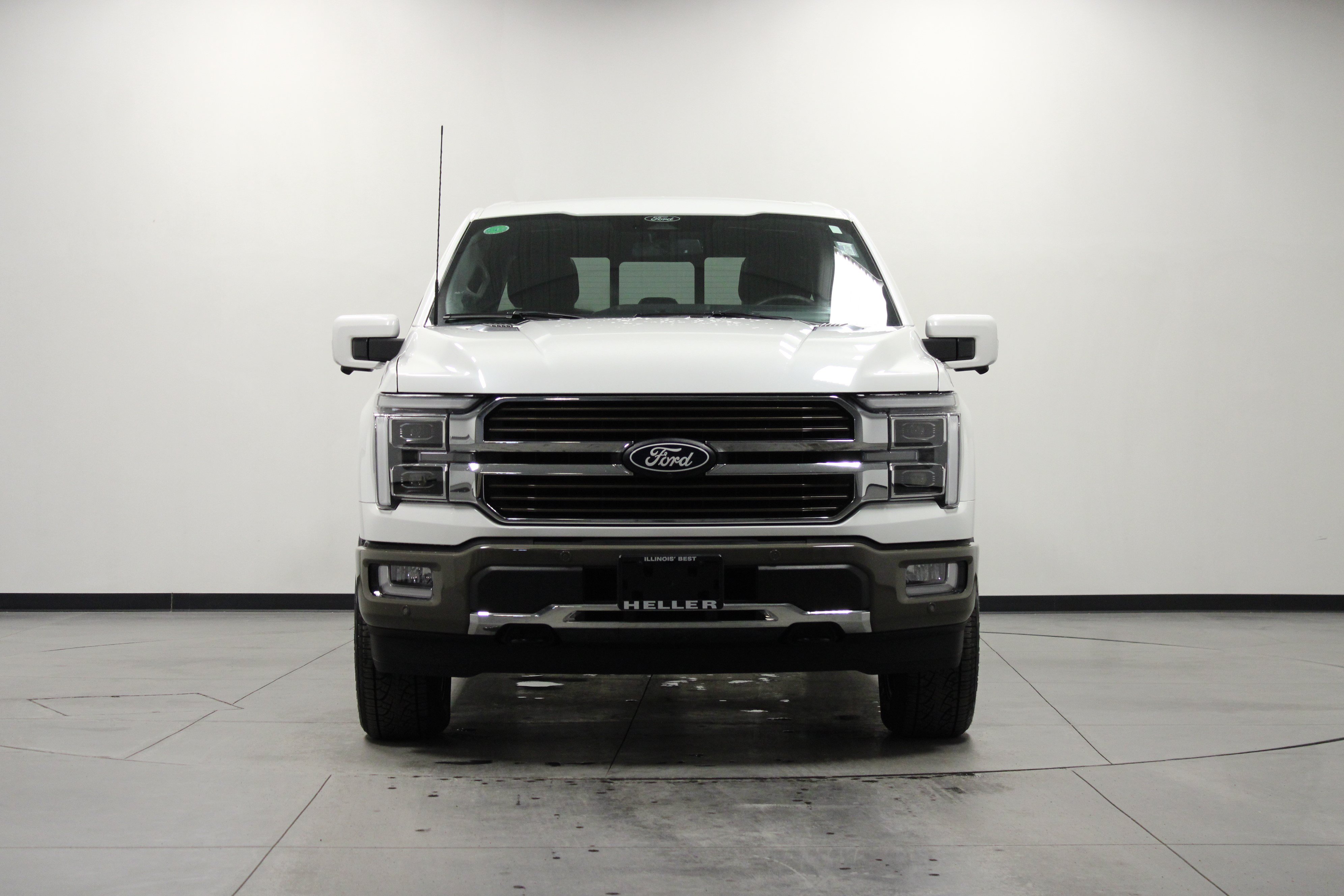 Used 2025 Ford F150 King Ranch w/ FX4 Off-Road Package AWD/4WD image 9