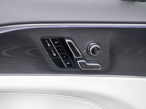 New 2026 Cadillac Lyriq Luxury image 16