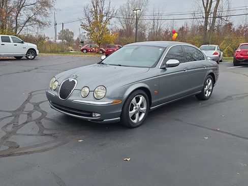 Used 2003 Jaguar S-TYPE 4.2 image 3