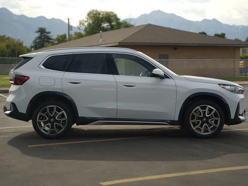 New 2026 BMW X1 xDrive28i w/ Convenience Package AWD/4WD image 6