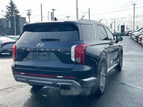 Used 2023 Hyundai Palisade Limited AWD/4WD image 7