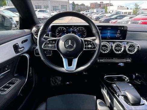 Used 2023 Mercedes-Benz CLA 250 4MATIC image 4