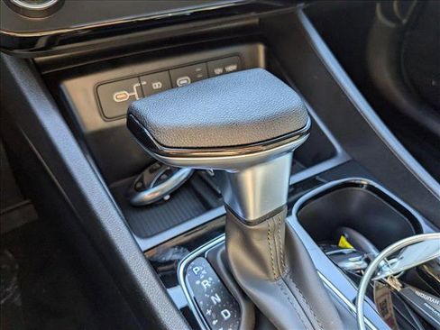 New 2025 Hyundai Tucson SEL image 18