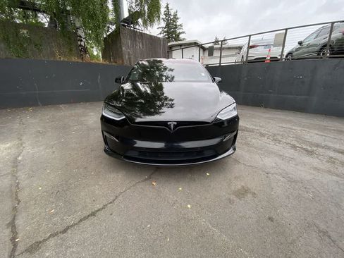 Used 2022 Tesla Model X Plaid AWD/4WD image 9