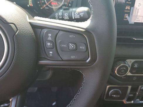 New 2025 Jeep Wrangler Sport S image 30