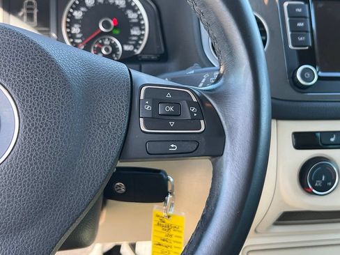 Used 2015 Volkswagen Tiguan SE AWD/4WD image 29