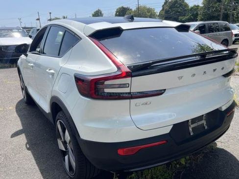 Used 2023 Volvo C40 P8 Recharge Plus w/ Climate Package AWD/4WD image 4