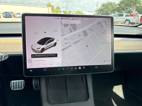 Used 2021 Tesla Model 3 Long Range AWD/4WD image 17