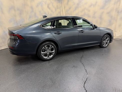Used 2023 Honda Accord EX image 10