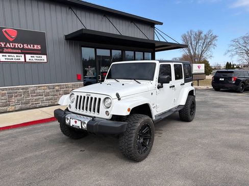 Used 2017 Jeep Wrangler Unlimited Sahara w/ Dual Top Group image 1