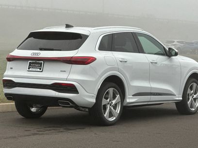 Used 2025 Audi Q5 Premium Plus w/ Premium Plus