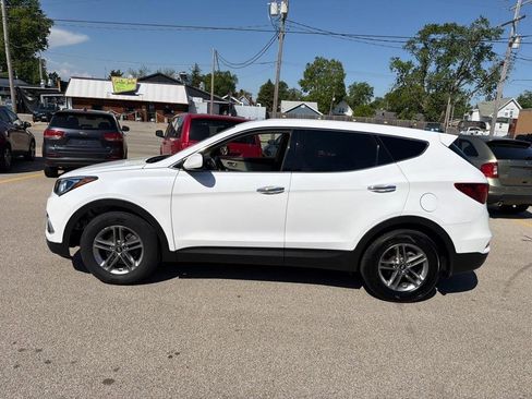 Used 2018 Hyundai Santa Fe Sport w/ Winter Weather Package FWD image 5