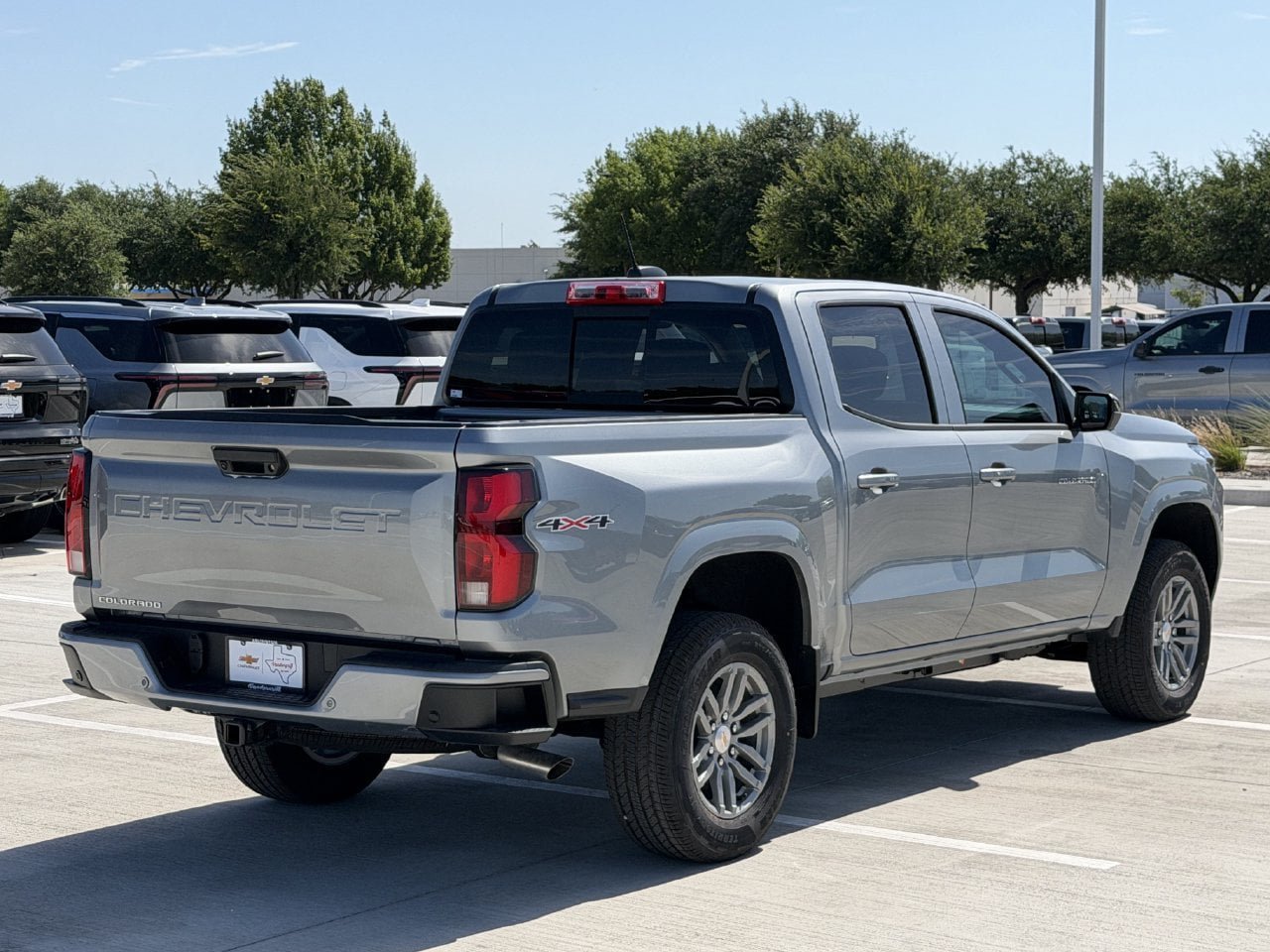 New 2026 Chevrolet Colorado LT w/ LT Convenience Package AWD/4WD image 4