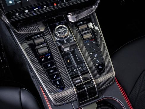 New 2026 Aston Martin Vanquish Convertible image 32