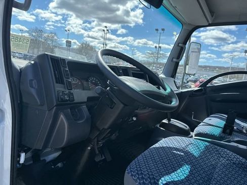 New 2024 Chevrolet Low Cab Forward image 19