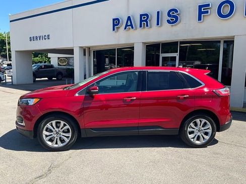 Used 2024 Ford Edge Titanium AWD/4WD image 2