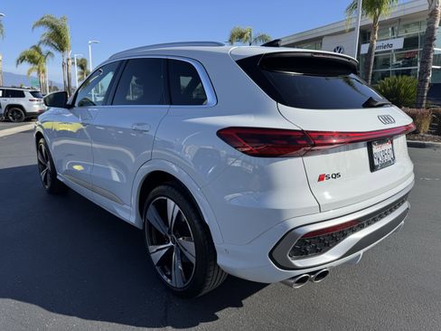 Used 2025 Audi SQ5 Premium Plus w/ Premium Plus Package AWD/4WD image 8